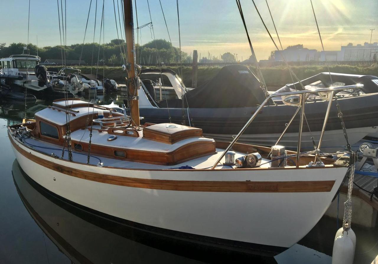 Hoitak Ξενοδοχείο Lymington Εξωτερικό φωτογραφία
